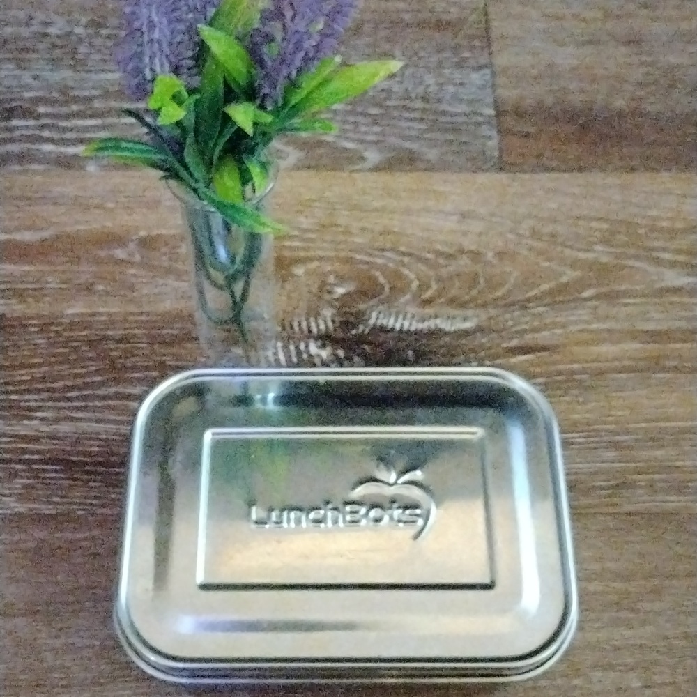GUC: LUNCHBOTS, STAINLESS STEEL LUNCHBOX, 3 SPACE CONTAINER, 5 1/2" W x 4" H.